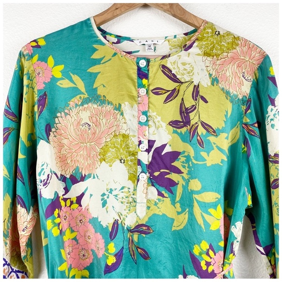 CAbi Poetry Silk Floral Print Tunic Size Medium‎ - Picture 5 of 12